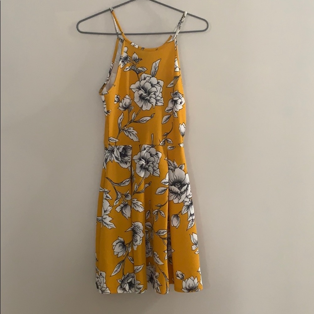 Yellow dress